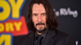 Nas redes sociais ator Keanu Reeves foi promovido a Deus; entenda
