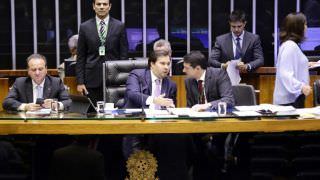 Câmara aprova PEC do Orçamento Impositivo para emendas de bancada