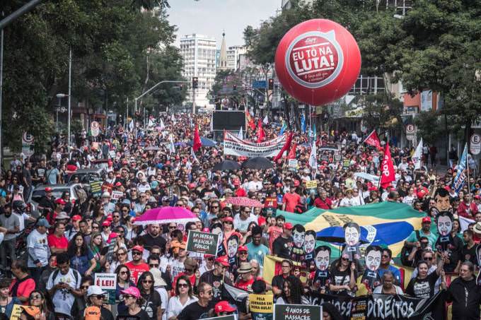 Centrais sindicais planejam greve geral contra a reforma da previdência