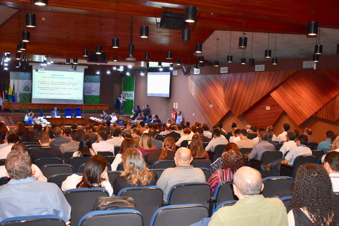 Recursos da Lei de Informática são debatidos em seminário