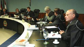 TCE rejeita contas de Codajás e multa prefeito em mais de meio milhão