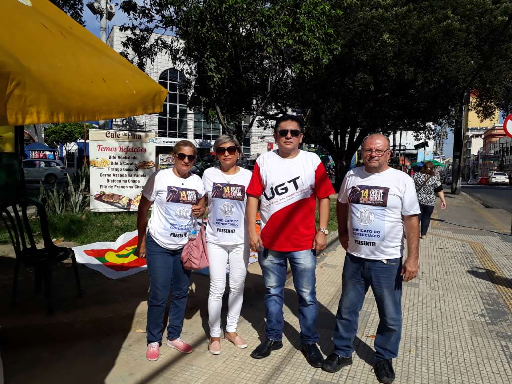 Protesto contra a reforma em Manaus tem pouca adesão popular
