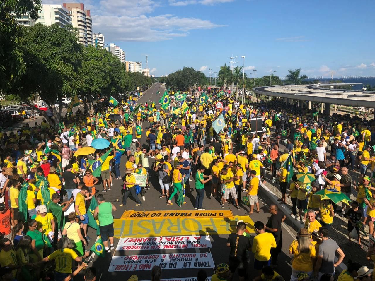Manauaras vão às ruas neste domingo em apoio a Bolsonaro e Moro