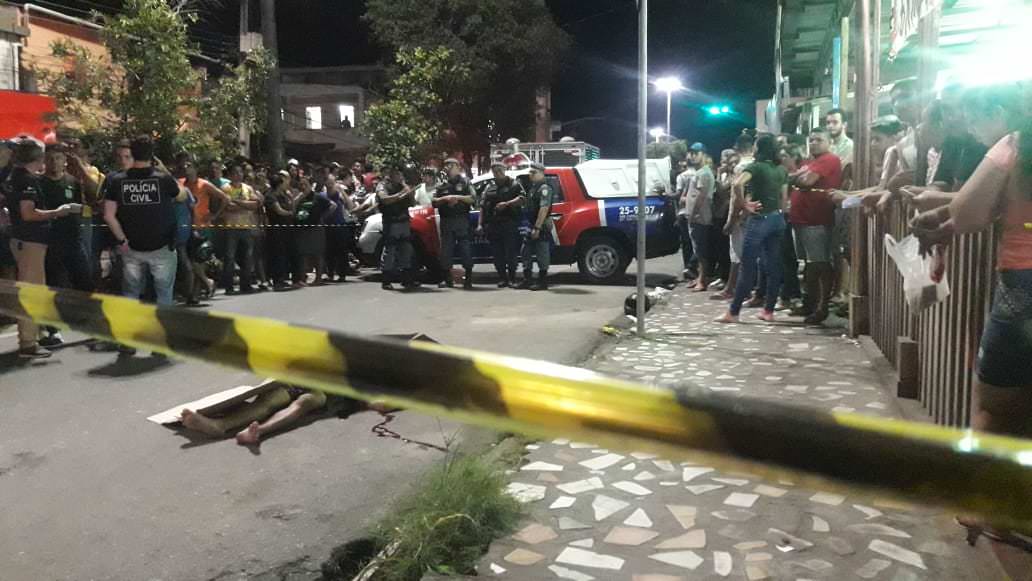 Assaltante é perseguido e morto pelas próprias vítimas de roubo, em Manaus