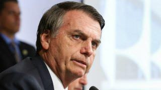 'Pena que não foi na Indonésia', diz Bolsonaro sobre prisão de sargento