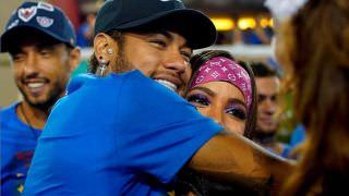 Neymar aparece pela primeira vez em eventos após acusação de Najila