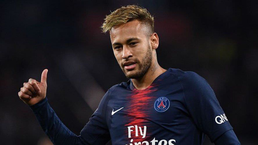 Por segurança, polícia transfere local de depoimento de Neymar