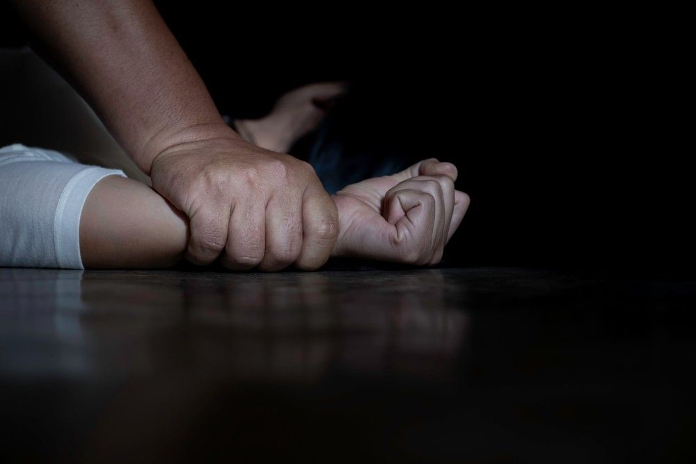 Preso em flagrante homem suspeito de estuprar a própria filha de 13 anos