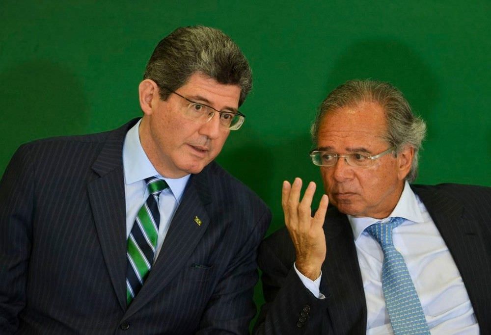Após declaração de Bolsonaro, Levy pede demissão do BNDES