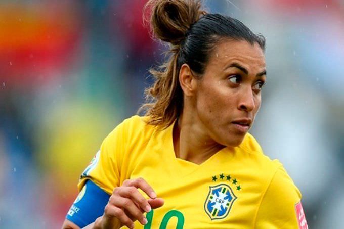 Vadão confirma ausência de Marta na estreia da seleção brasileira