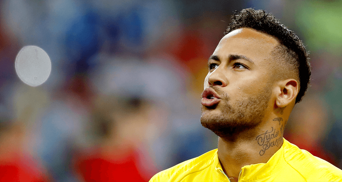 Nas redes sociais, direita apoia Neymar e ataca modelo que o acusa