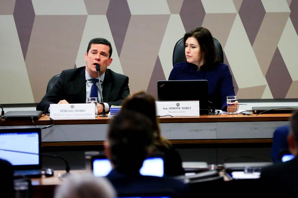 Moro pede que o site The Intercept Brasil entregue íntegra de mensagens