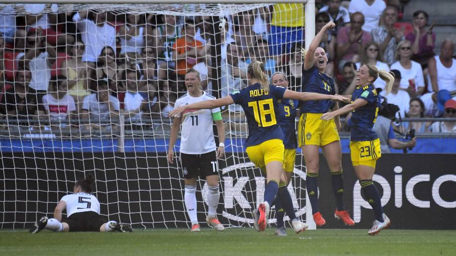 Suécia vence a Alemanha e pega a Holanda na semi da Copa do Mundo