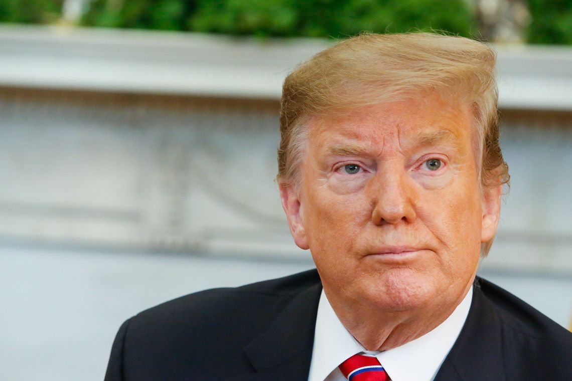 Trump ameaça China com tarifas sobre mais US$ 300 bilhões