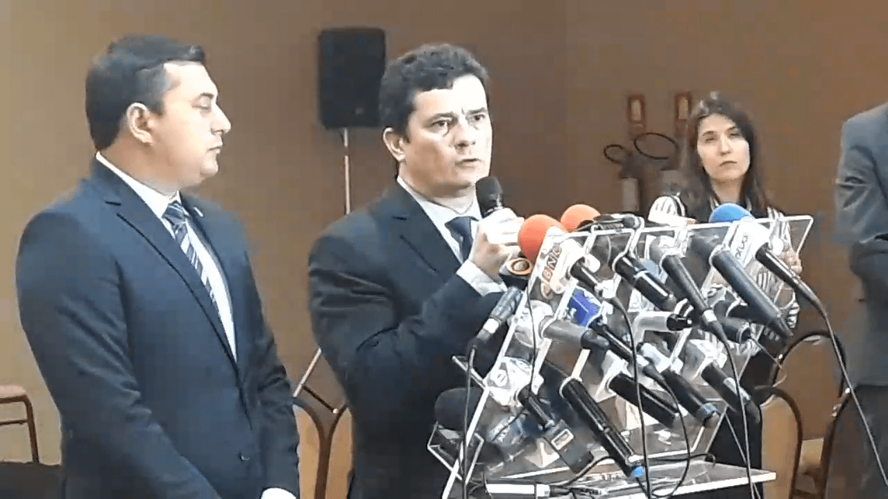 Ministro Sérgio Moro concede entrevista coletiva à imprensa amazonense