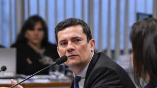 'Moro viola sempre o sistema acusatório e é tolerado por seus resultados'