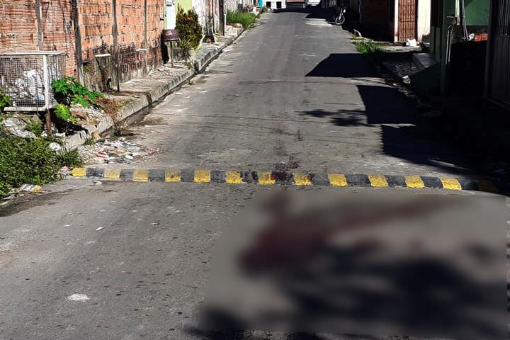 Em Manaus, homem é morto a tiros após discutir com assassino