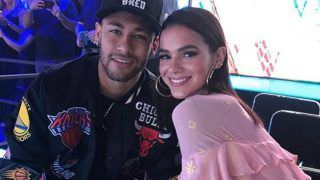 Neymar cria avatar que lembra Marquezine em game