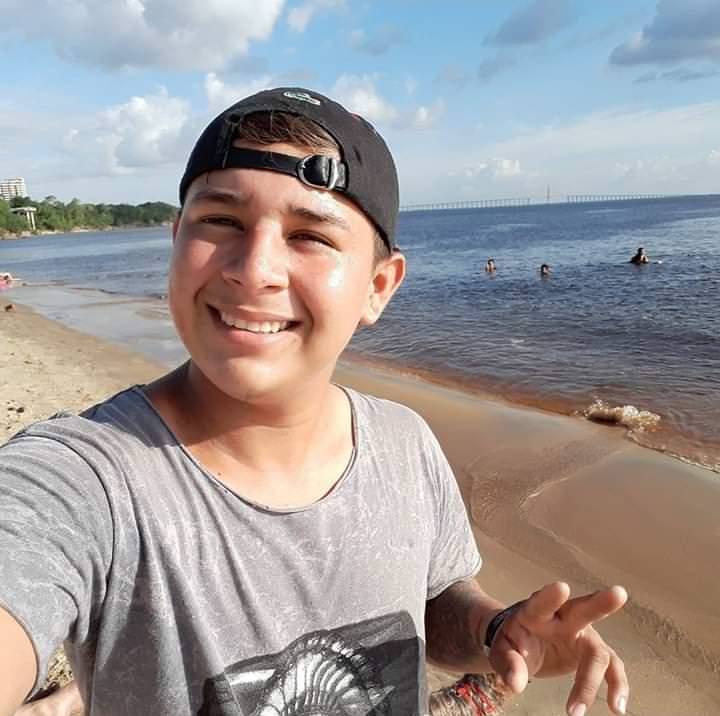PM atira e mata jovem que fugia de moto no interior do AM; Vídeo