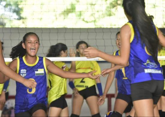 Vôlei feminino de Barcelos vence o La Salle e fica com o ouro