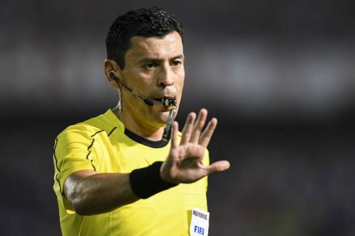 Árbitro de Brasil x Paraguai vai apitar final da Copa América