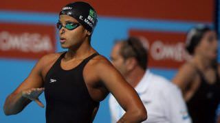 Etiene Medeiros leva prata nos 50 m costas no Mundial de Natação