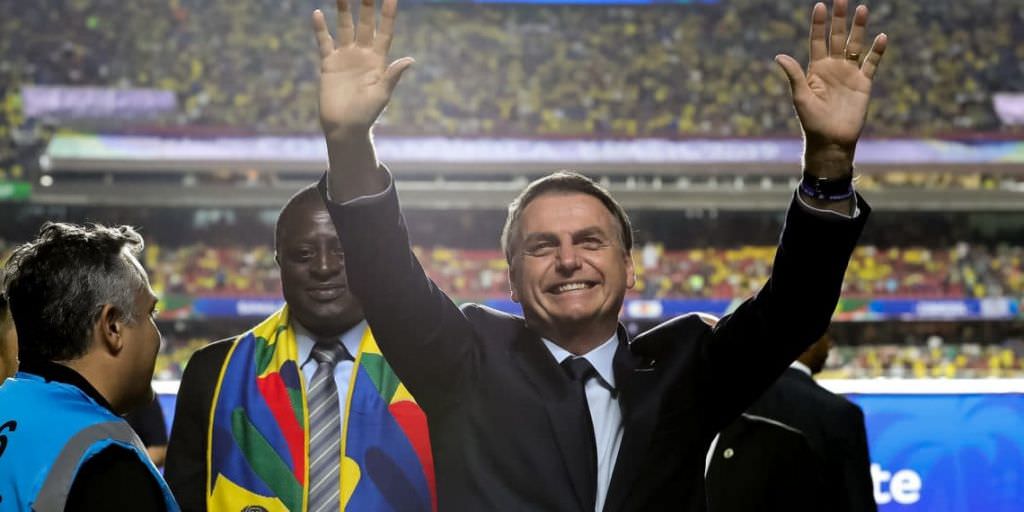 Bolsonaro arrisca palpite de 2 a 0 para o Brasil no jogo contra o Peru