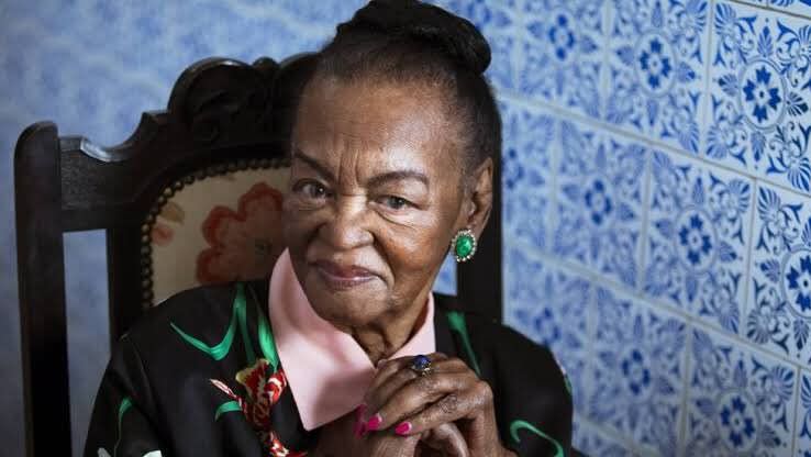 Aos 98 anos, morre atriz global Ruth de Souza