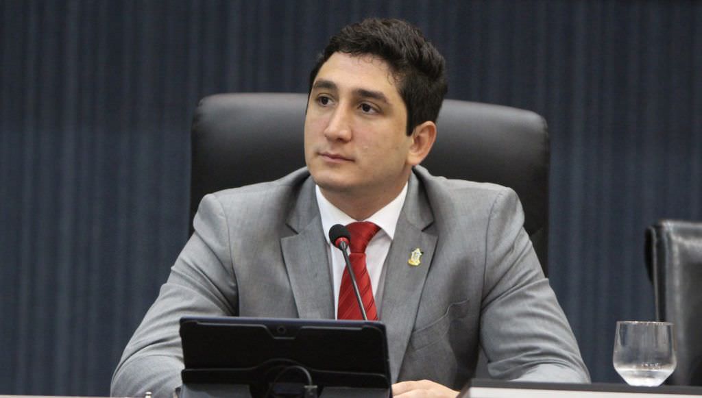 Derrotado nas urnas, Reizo Castelo Branco vira diretor de projetos da Câmara Municipal