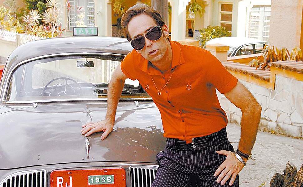 Pedro Cardoso diz que somente a Globo ficou rica com Agostinho Carrara