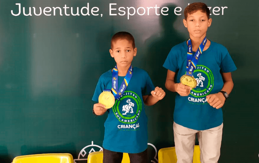 Irmãos são campeões em Sul-Americano de Jiu-Jitsu para Crianças