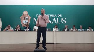 Sobre sucessão, Arthur Neto diz que pode ser mulher, homem ou gay