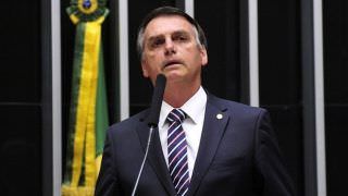 'Por enquanto não há nada contra o ministro do Turismo', diz Bolsonaro