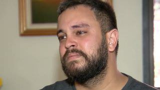 Ex-noivo de blogueira que se matou chora ao lembrar do relacionamento