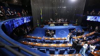 Projeto que criminaliza Caixa 2 é aprovado pela CCJ do Senado