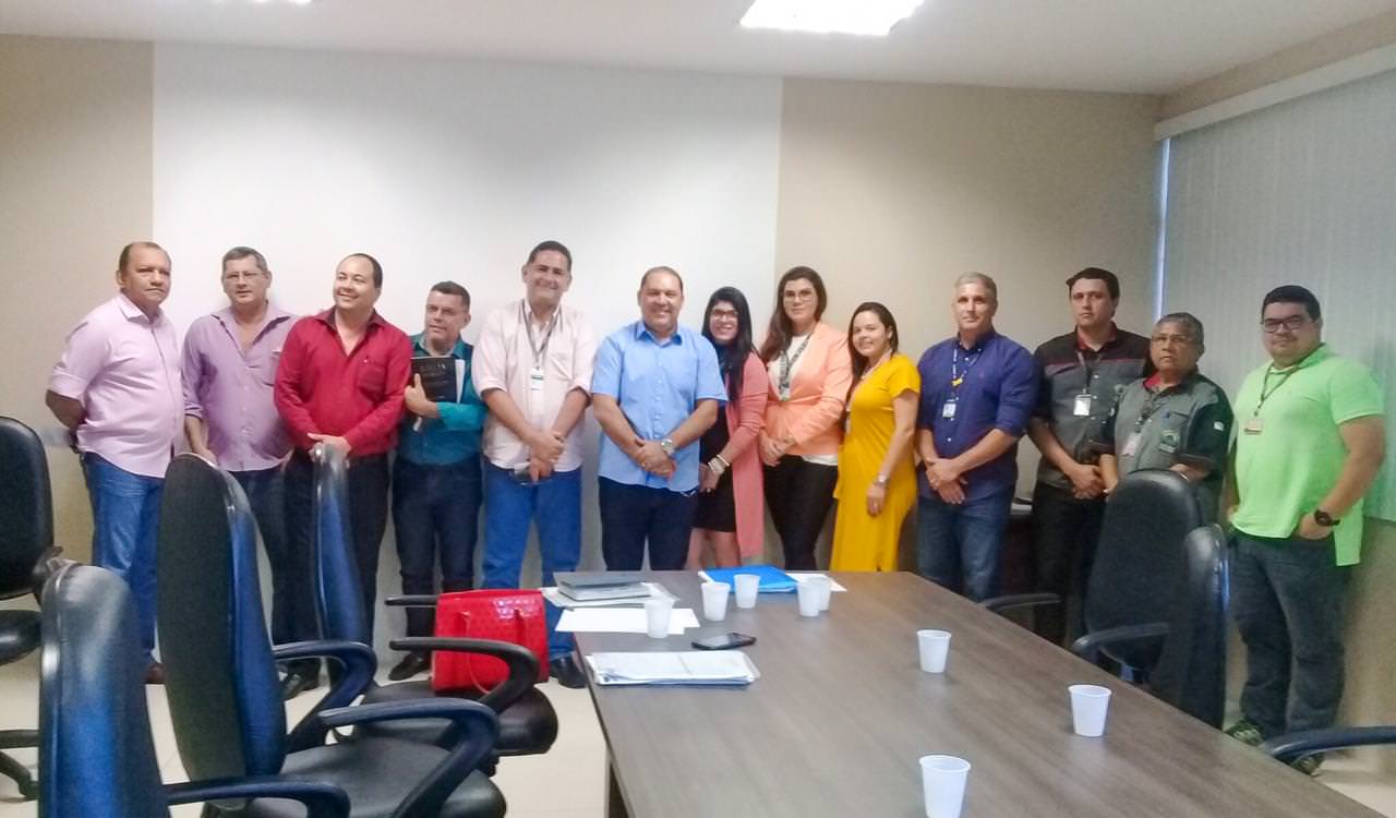 Motoristas de transportes eventuais ficam isentos de taxa intermunicipal