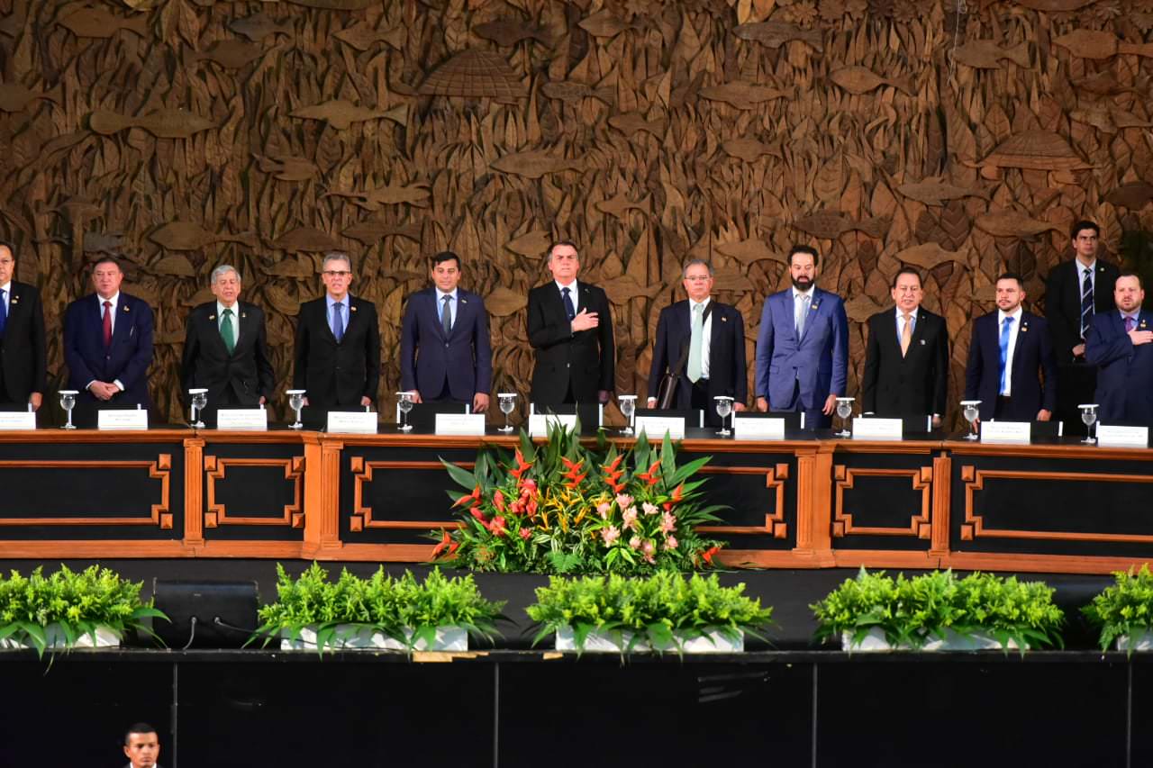 Bolsonaro volta a exaltar Castelo Branco e diz que Amazônia 'é riqueza'