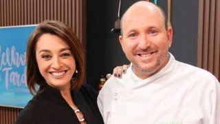 Chef descoberto em fila de emprego detona Catia Fonseca: 'Golpe'