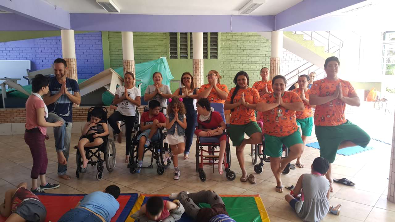 Terapias ajudam crianças a melhorar equilíbrio do corpo e da mente