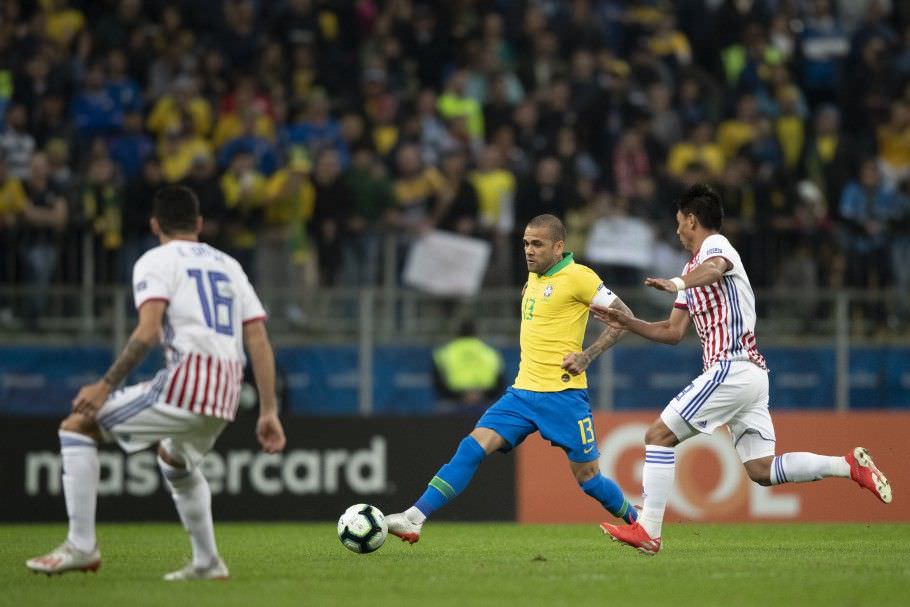Brasil e Argentina decidem vaga na final da Copa América nesta terça