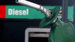 Petrobras reajusta litro do diesel em R$ 0,081, em média, a partir desta terça