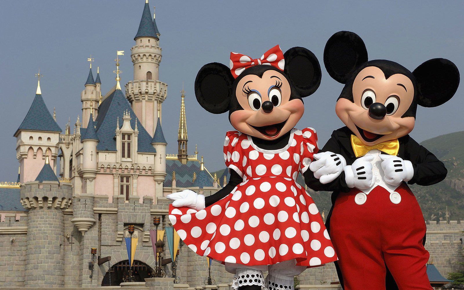 Com petições online, site conservador mira da Disney à ‘ditadura de gênero’