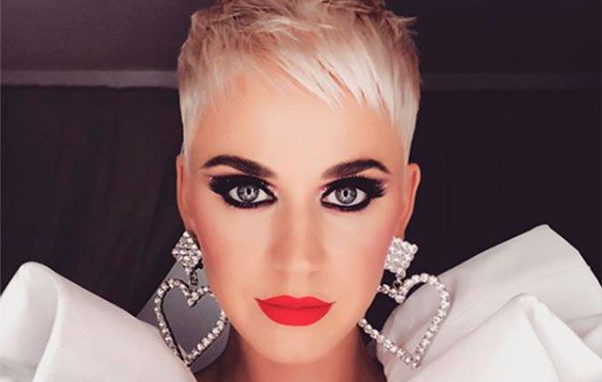 Katy Perry plagiou música 'Dark Horse' de rap cristão, decide Justiça