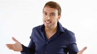 Prefeitura cancela show de Léo Lins após piadas sobre mulheres e indígenas