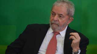 Defesa de Lula pede ao STF suspensão de ação sobre Instituto Lula