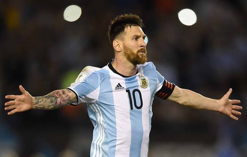 Messi fala como nunca e muda postura como líder argentino