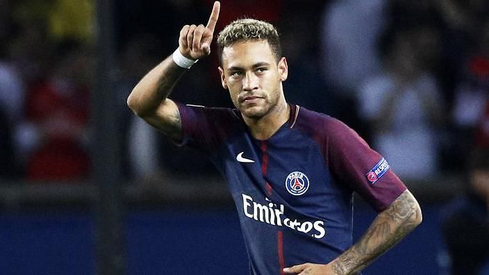Neymar aceita viajar com PSG à China, mas insiste em saída