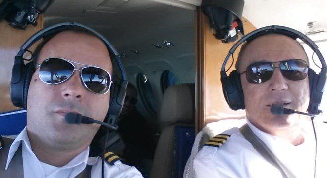 Piloto sofre infarto em pleno voo e copiloto pousa a aeronave