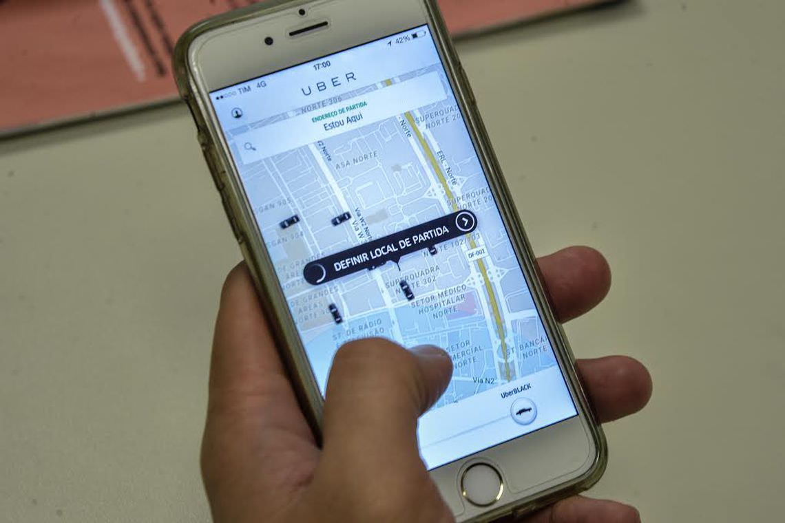 Idosos são enganados por Uber e pagam R$ 2.640 mil por viagem de R$ 6,40