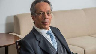 Bracher: 'Levará mais 1 ou 2 anos para vermos empresas que vão superar Lava Jato'